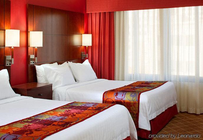 Downtown Hotel 3*